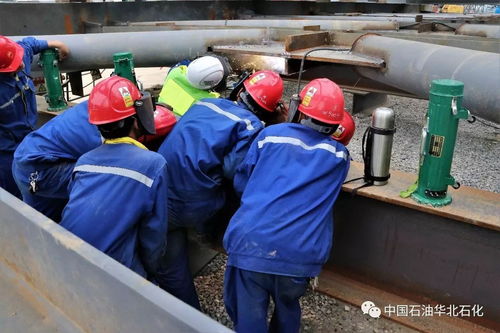 华北石化公司千万吨项目施工质量管理精细到每一根焊条